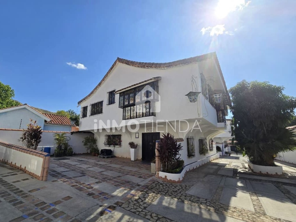 Townhouse en venta Urb Barrio Sucre Las Delicias Maracay