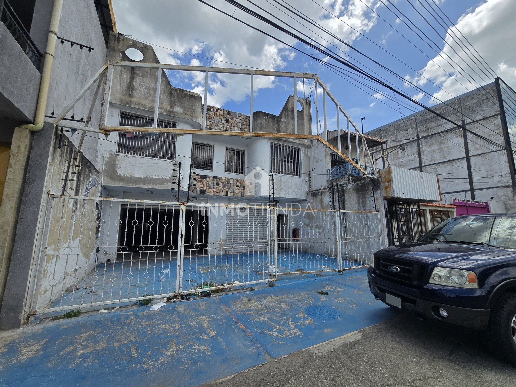 Edificio en alquiler Maracay Av Constitución